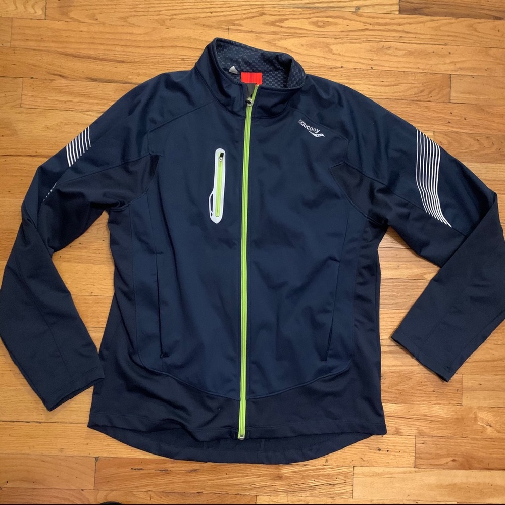 Saucony men’s size medium jacket